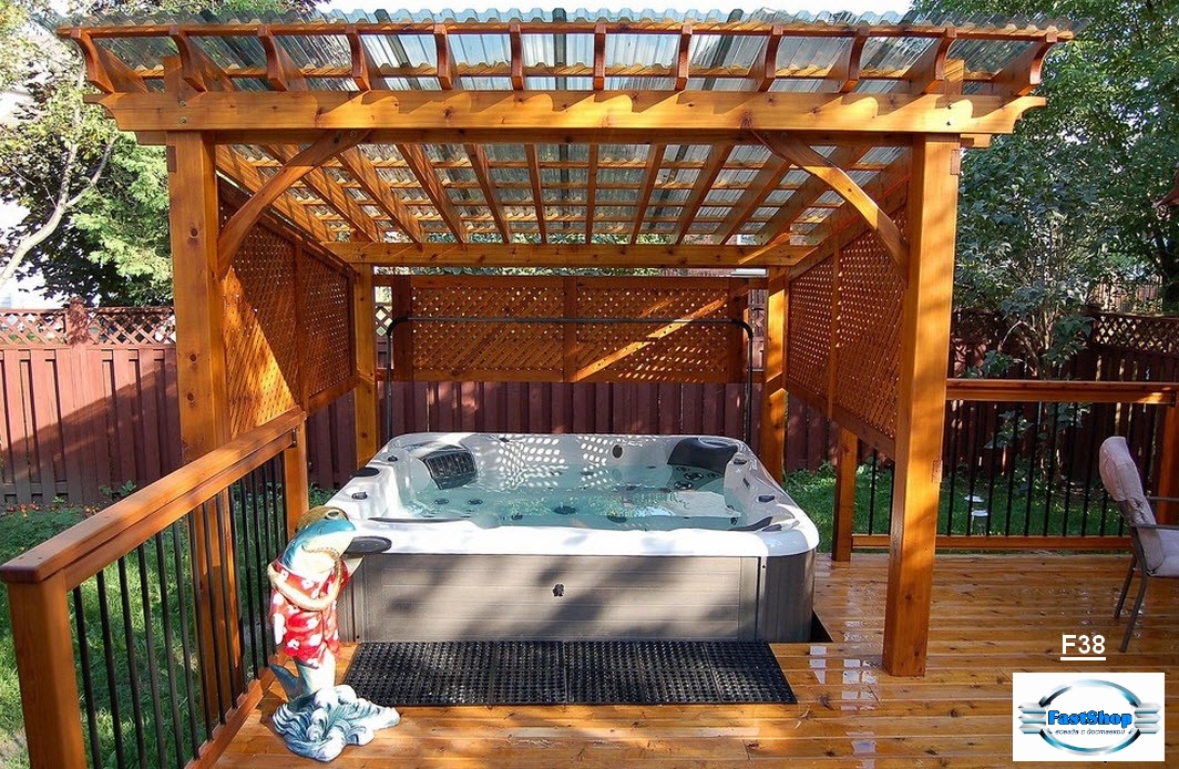 Terasa cu jacuzzi